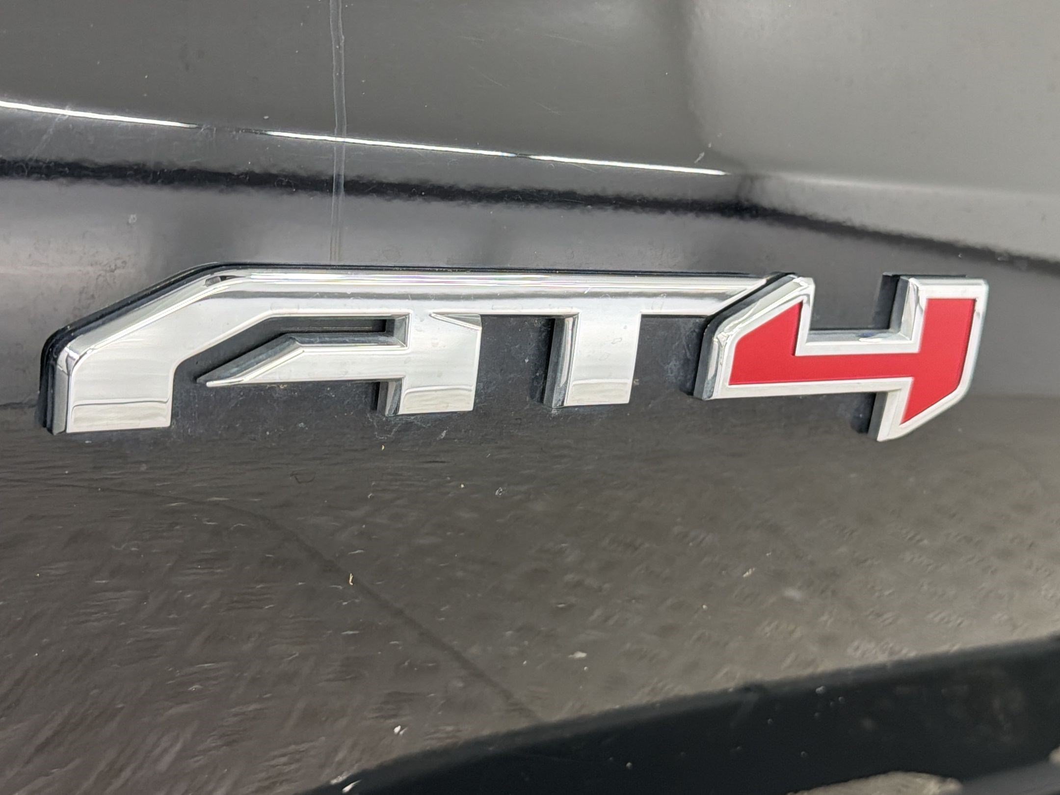 Used 2024 GMC Sierra 1500 AT4 w/ Technology Package AWD/4WD image 35
