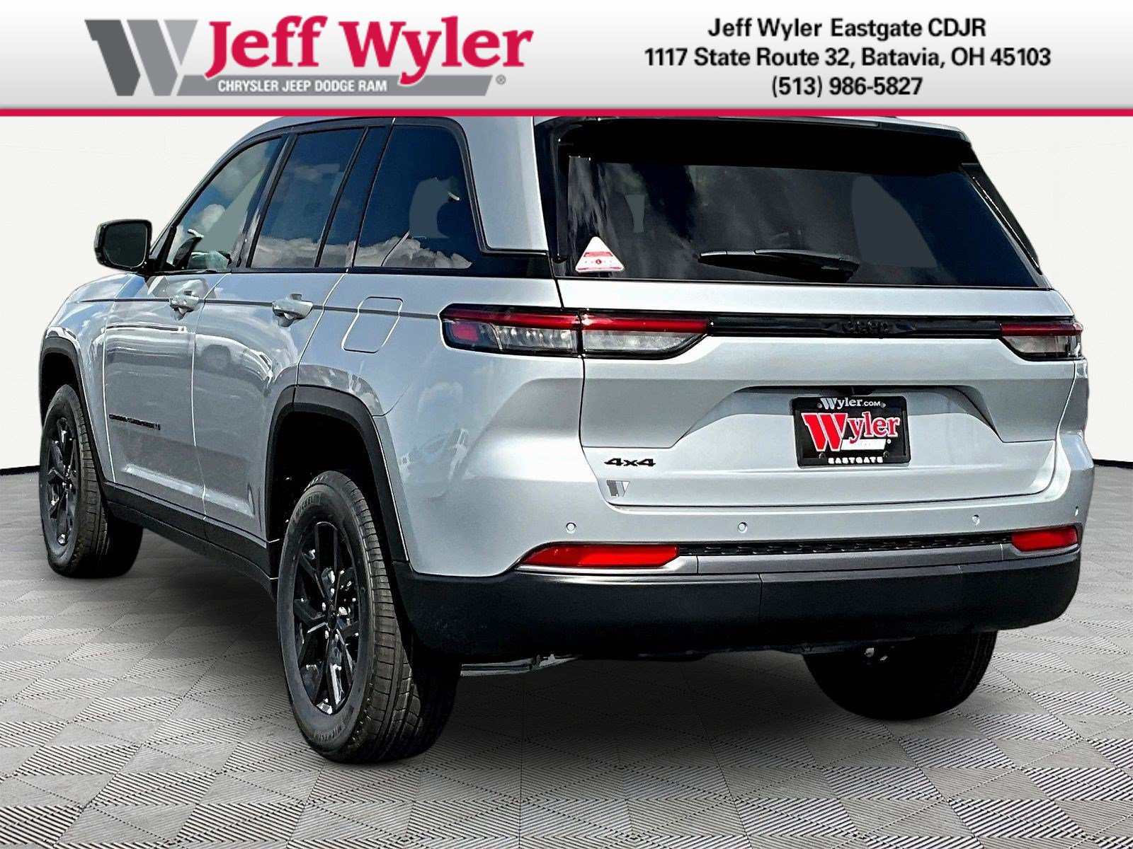 New 2026 Jeep Grand Cherokee Altitude AWD/4WD image 4