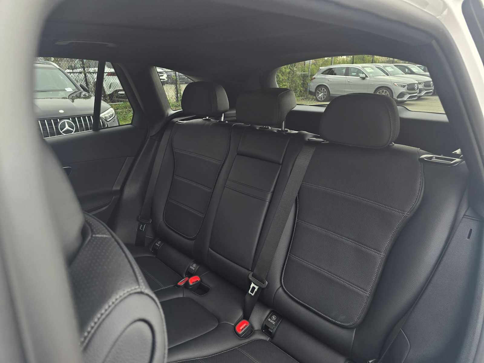 Used 2025 Mercedes-Benz GLC 300 image 20