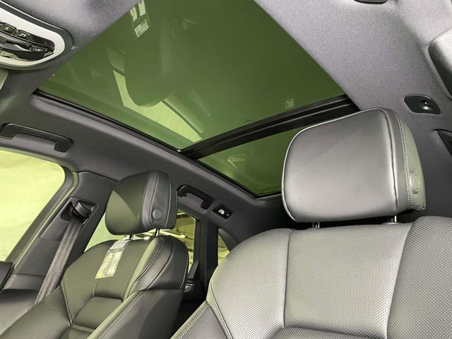 New 2026 Porsche Macan S image 18