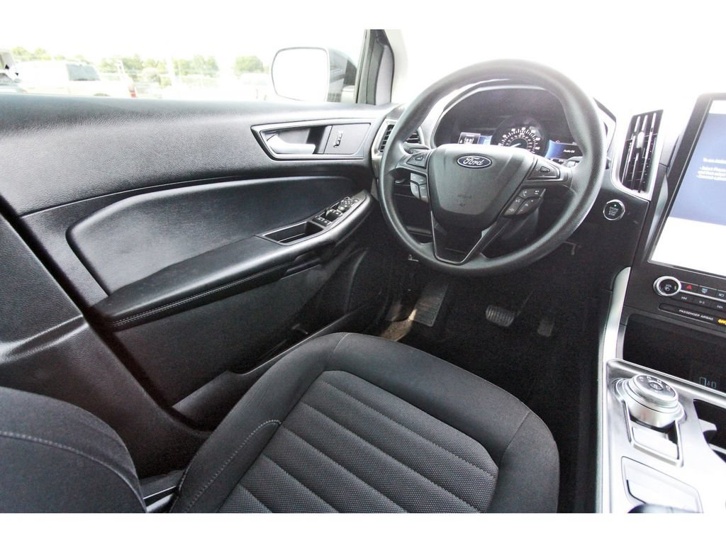 Used 2022 Ford Edge SE w/ Black Appearance Package AWD/4WD image 10