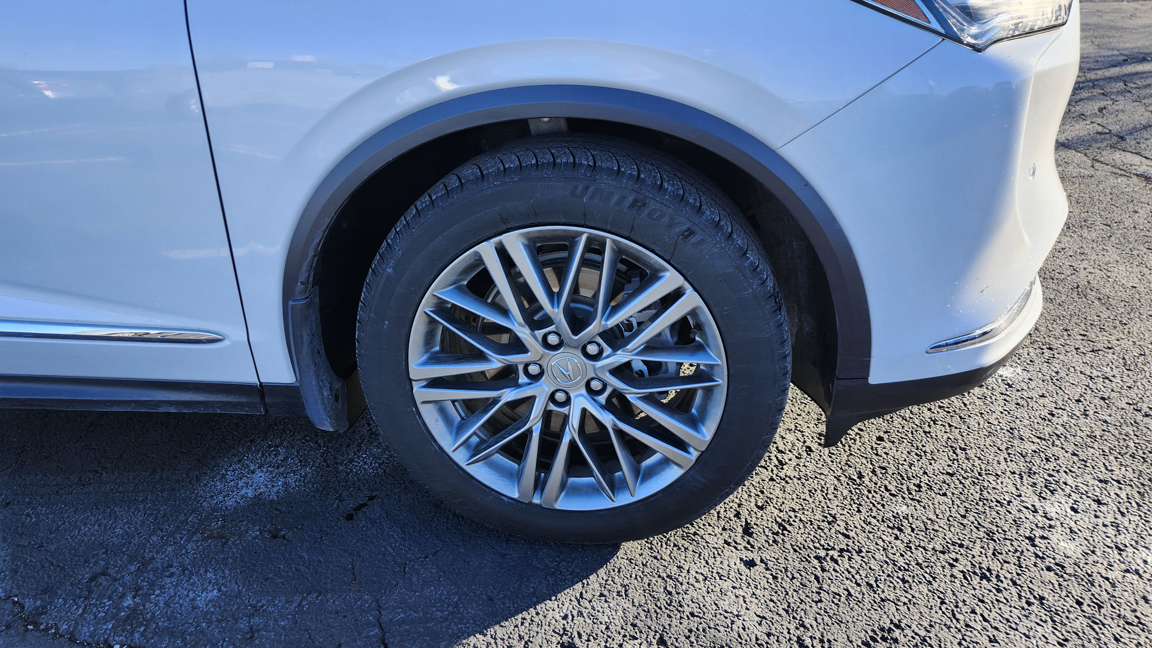 Used 2024 Acura MDX SH-AWD w/ Advance Package image 14