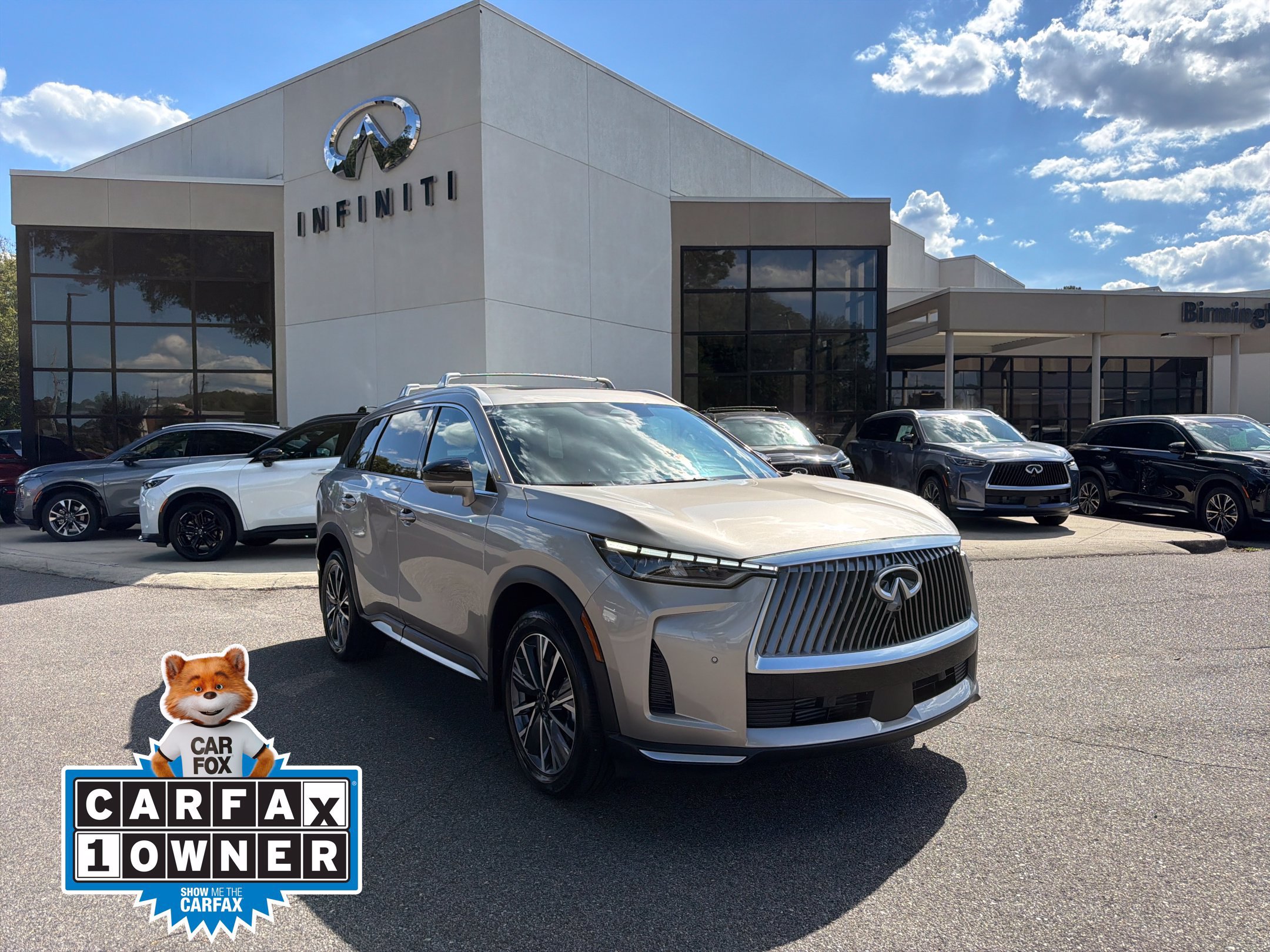 Certified 2026 INFINITI QX60 Luxe w/ Family Package FWD image 1