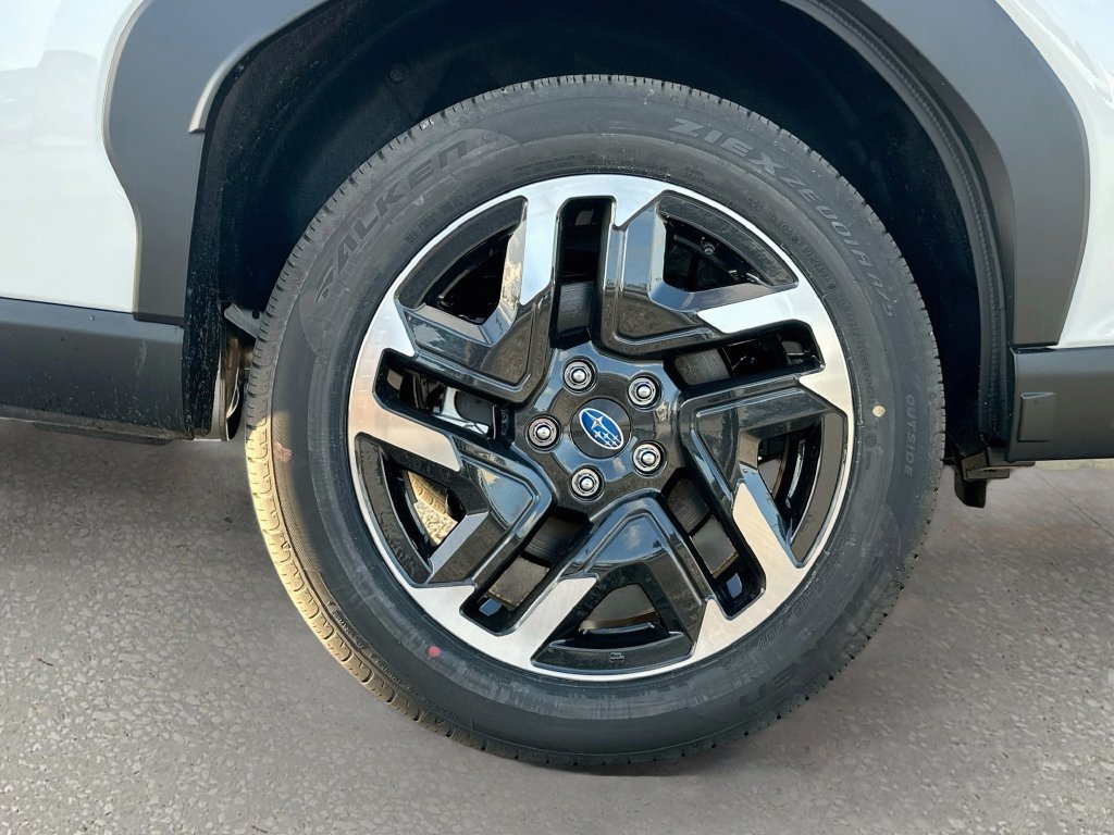 New 2026 Subaru Forester Premium AWD/4WD image 30
