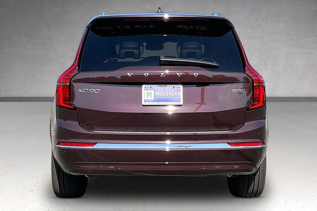 New 2026 Volvo XC90 B5 Plus w/ Protection Package Premier AWD/4WD image 5
