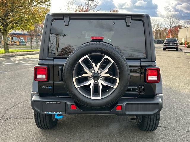 Used 2024 Jeep Wrangler Unlimited w/ Convenience Group image 3