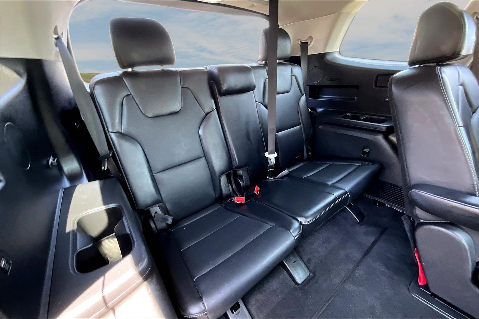 Used 2025 Kia Telluride S AWD/4WD image 17