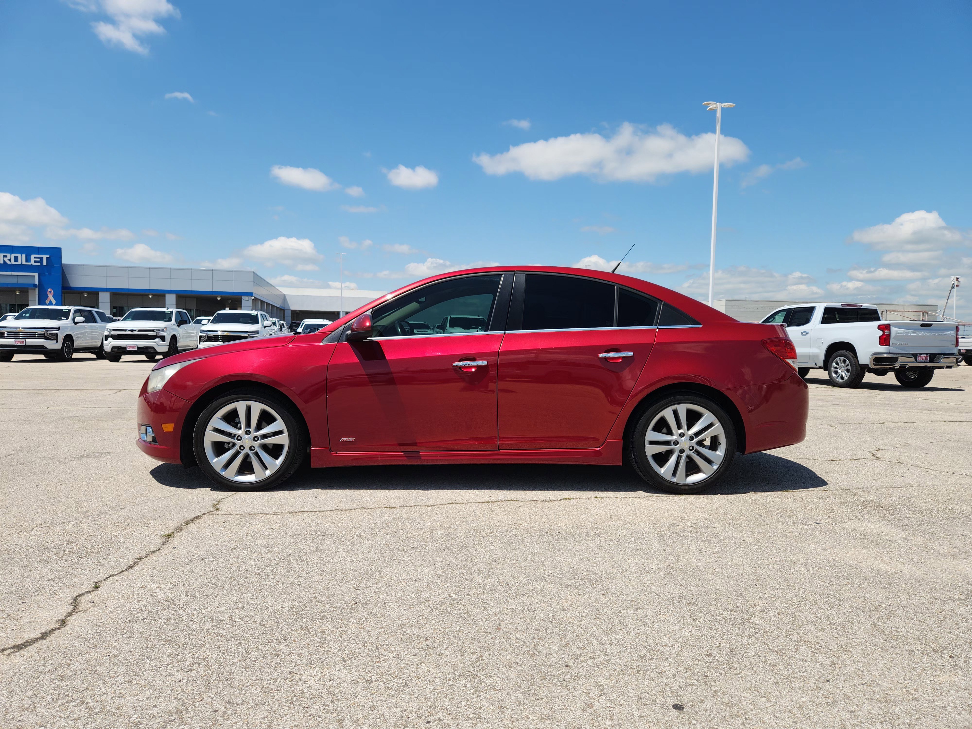 Used 2014 Chevrolet Cruze LTZ w/ Sun, Sound and Sport Package FWD image 4