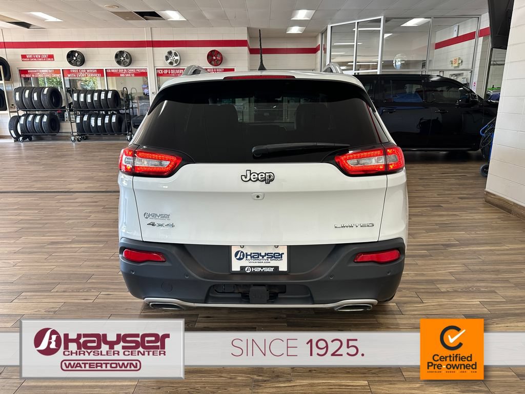 Used 2018 Jeep Cherokee Limited w/ Trailer Tow Group AWD/4WD image 4