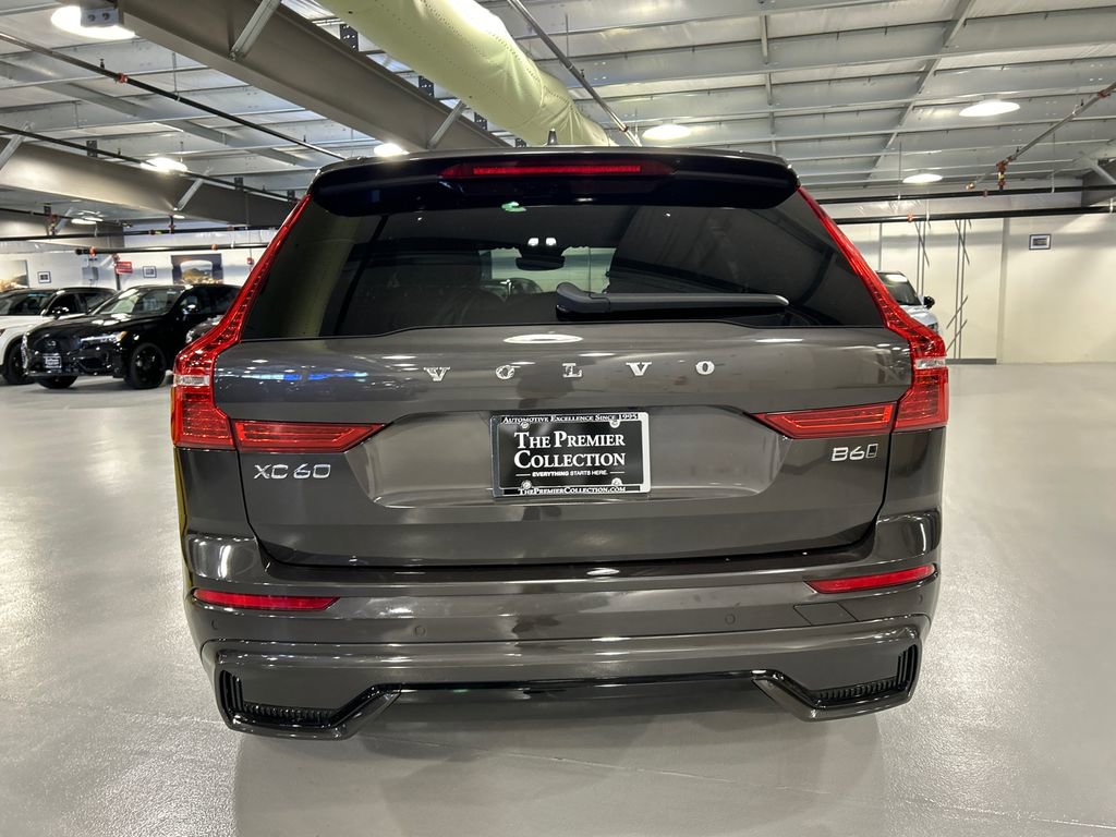 Certified 2023 Volvo XC60 B6 Ultimate AWD/4WD image 3