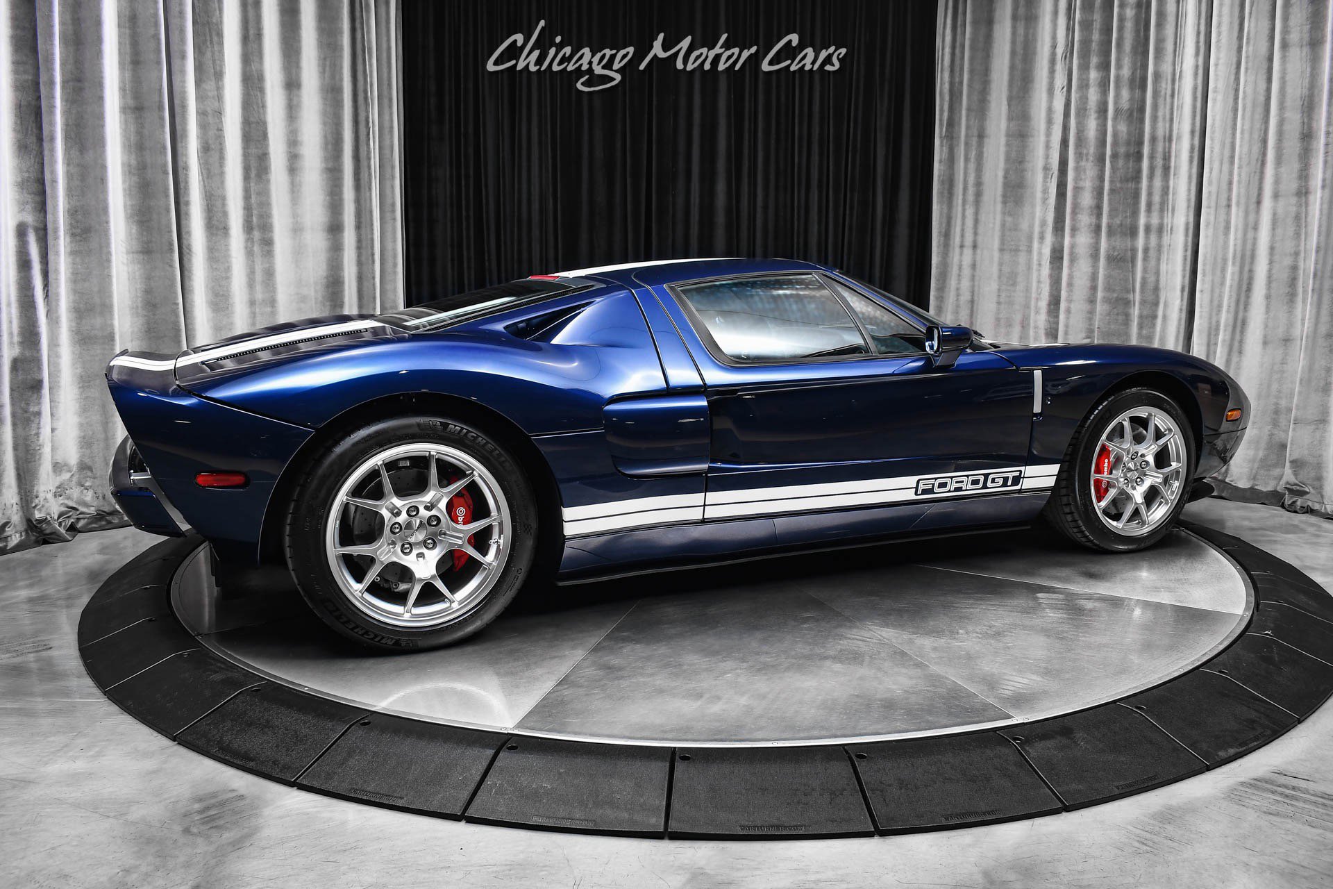 Used 2005 Ford GT image 5