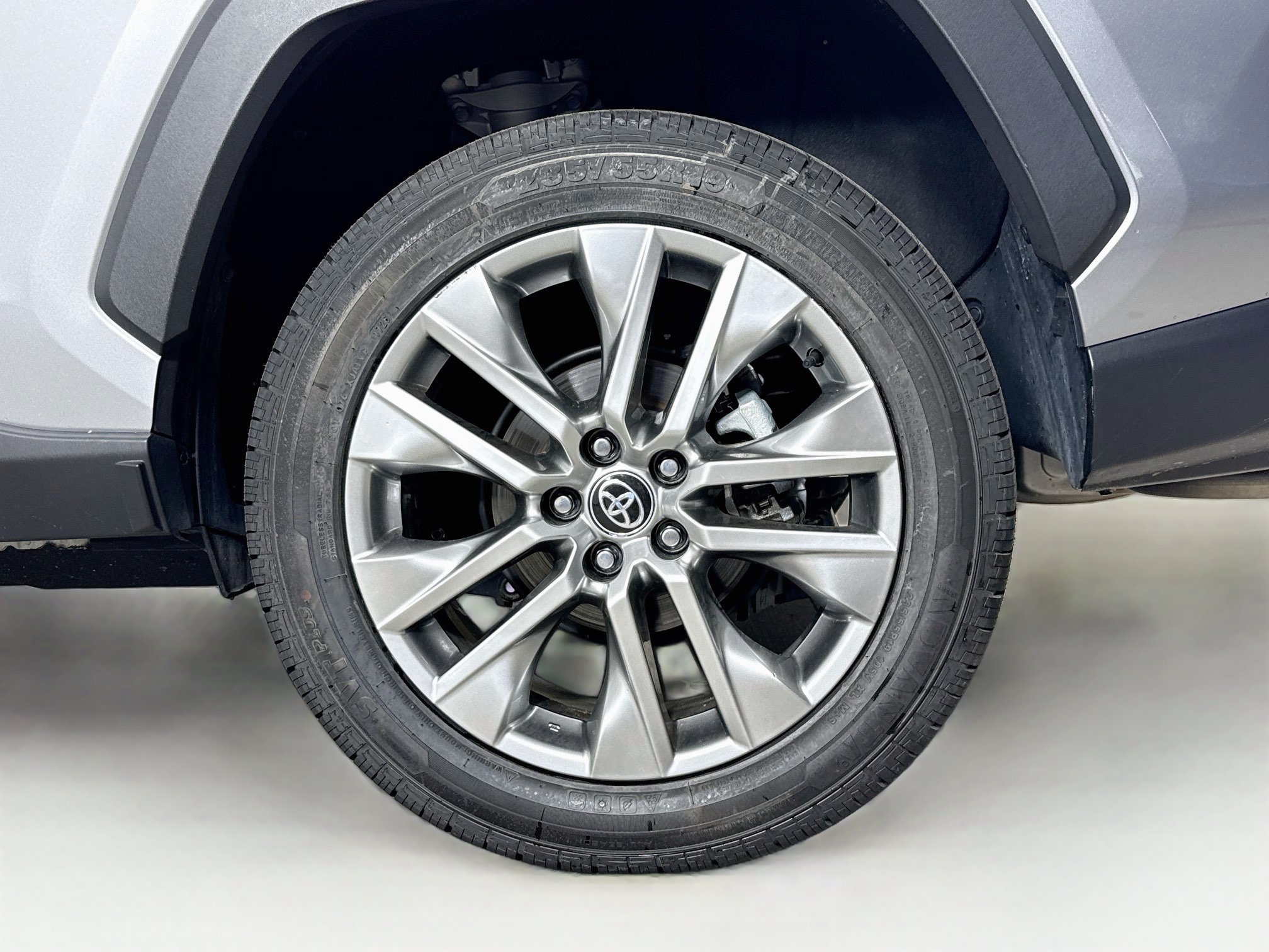 Used 2023 Toyota RAV4 XLE Premium FWD image 36