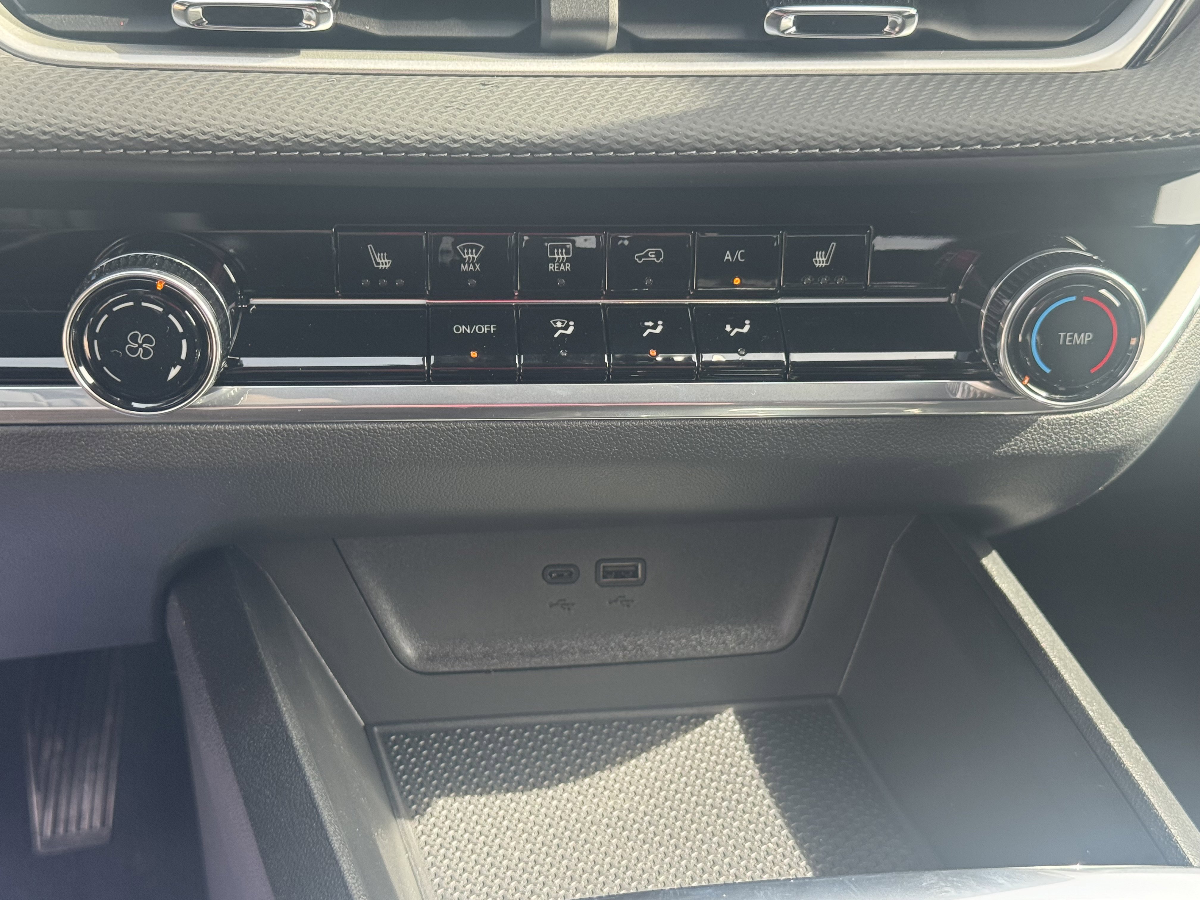 New 2026 Chevrolet Equinox LT image 19