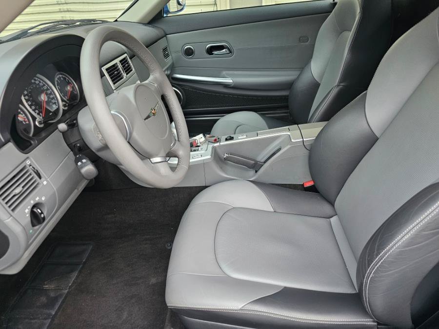 Used 2008 Chrysler Crossfire Limited RWD image 7