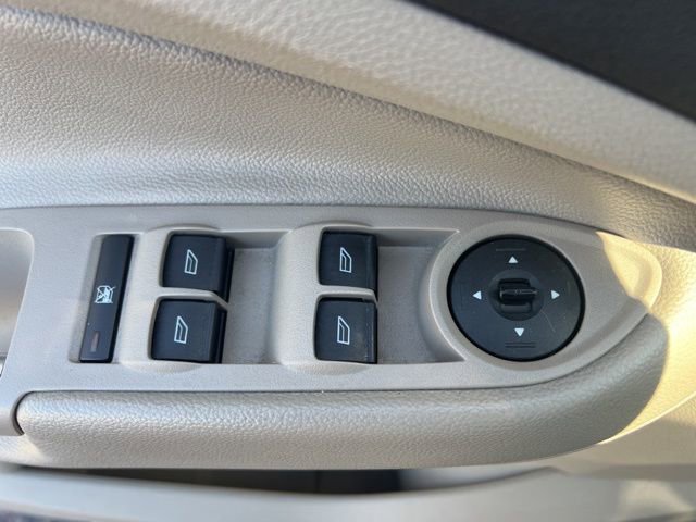 Used 2013 Ford Escape SE w/ Class II Trailer Tow Pkg image 20