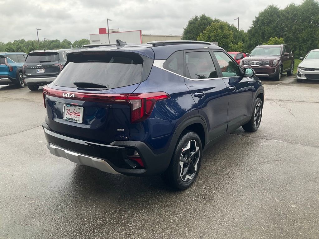 Certified 2025 Kia Seltos EX w/ EX Sunroof Package AWD/4WD image 7