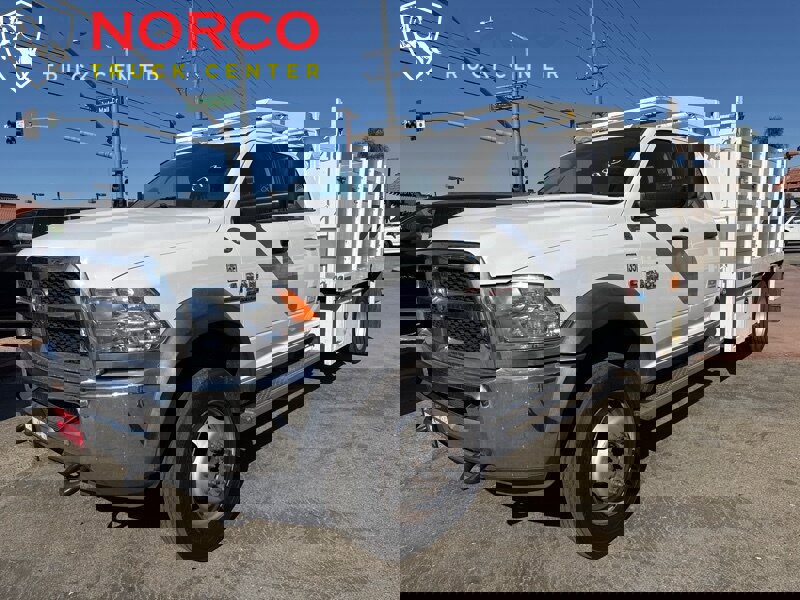 Used 2017 RAM 5500 SLT w/ Quick Order Package 29G SLT image 4