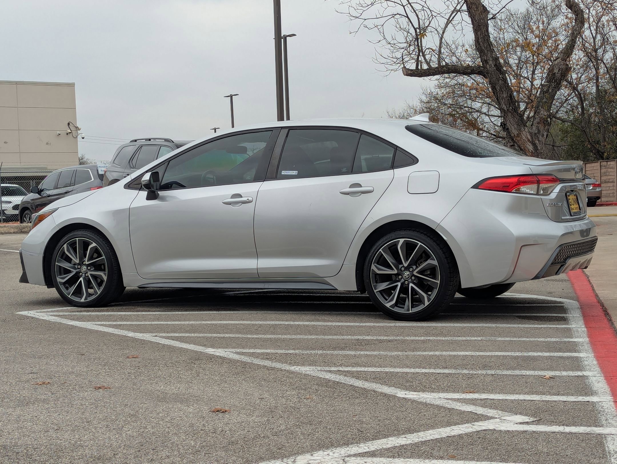 Used 2020 Toyota Corolla SE image 6