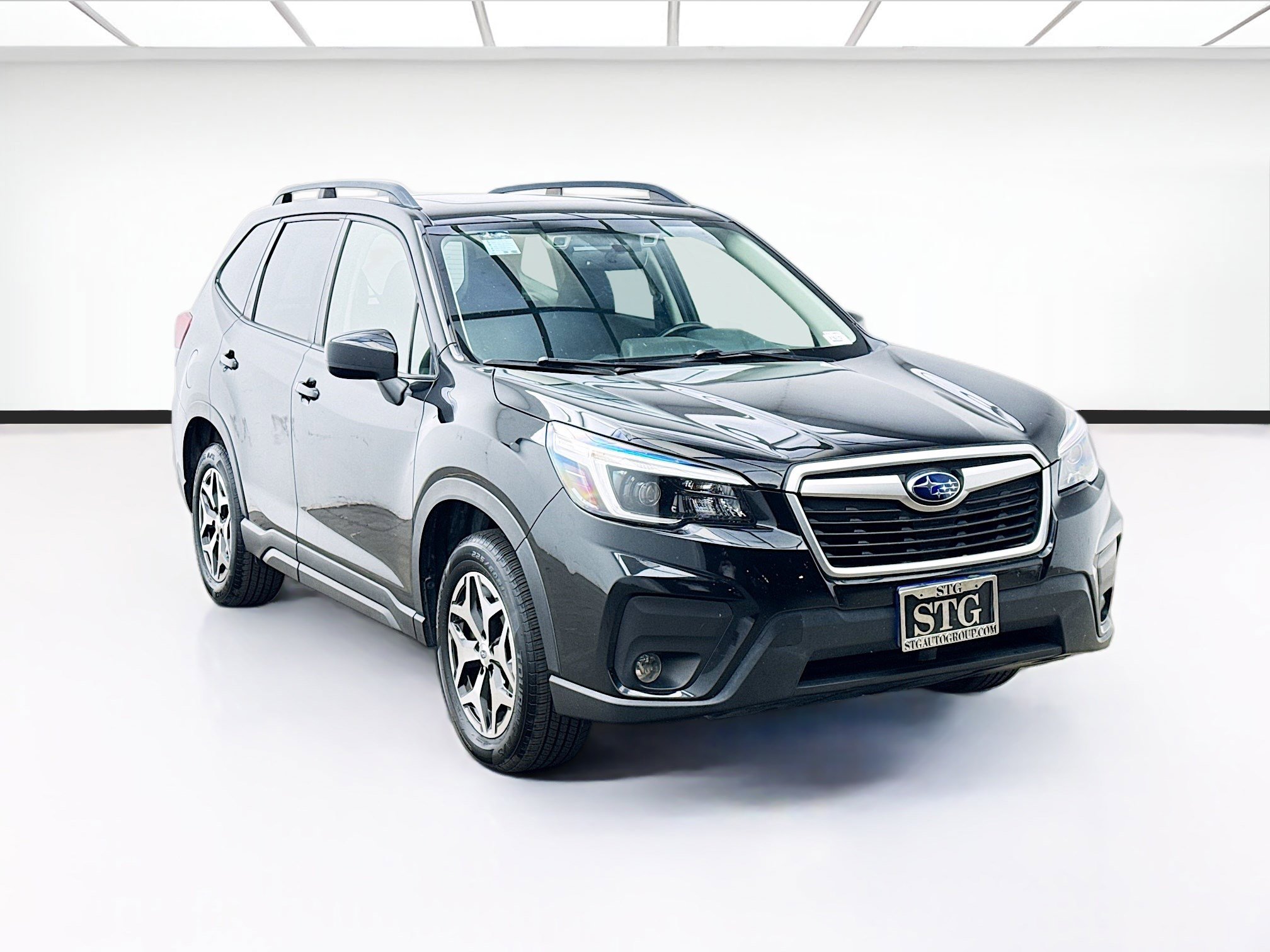Used 2021 Subaru Forester Premium AWD/4WD image 3