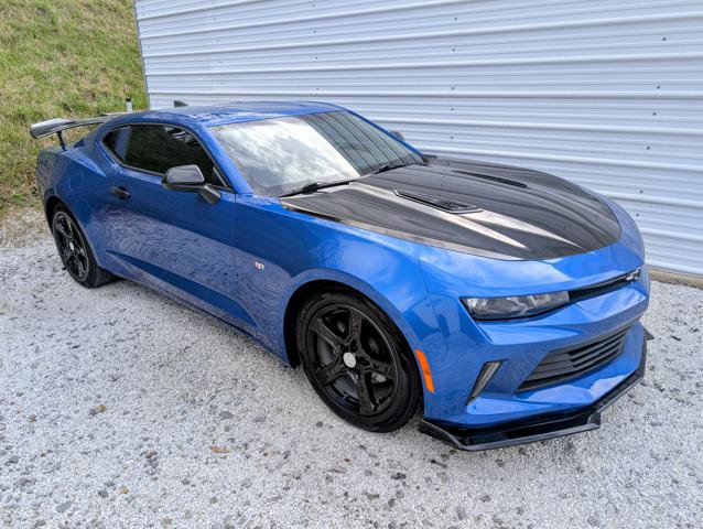 Used 2017 Chevrolet Camaro LT w/ Technology Package image 1