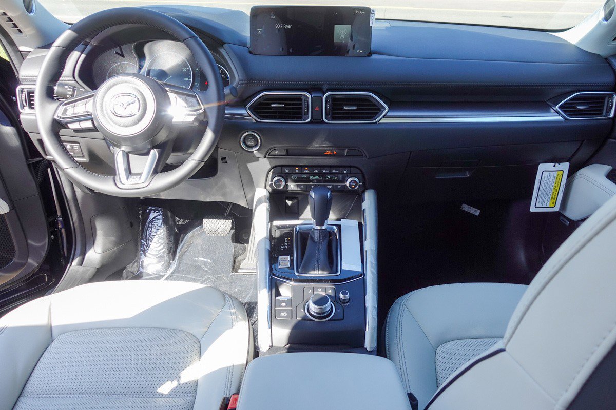 New 2025 MAZDA CX-5 AWD 2.5 S w/ Premium Plus Pkg image 26