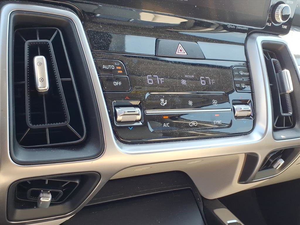 Used 2023 Kia Sorento S w/ Panoramic Sunroof Package image 14