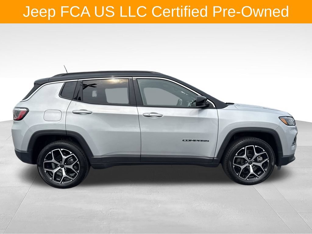 Certified 2025 Jeep Compass Limited AWD/4WD image 2