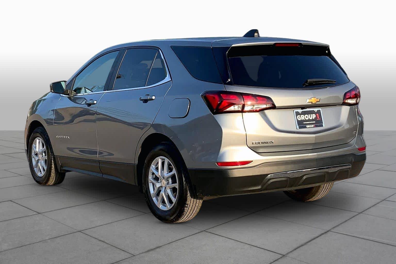 Used 2023 Chevrolet Equinox LT FWD image 12