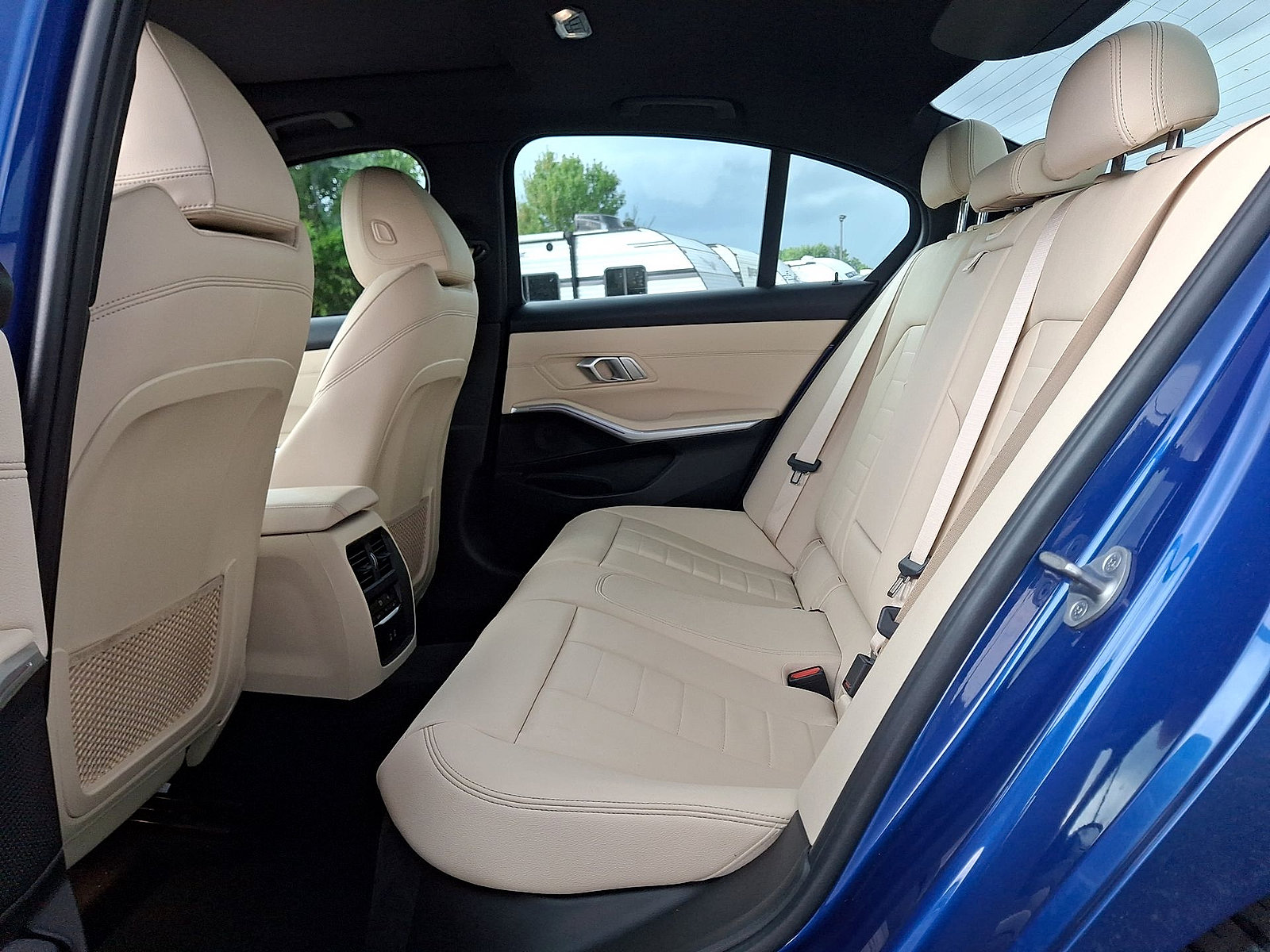 Used 2021 BMW 330i xDrive Sedan AWD/4WD image 20