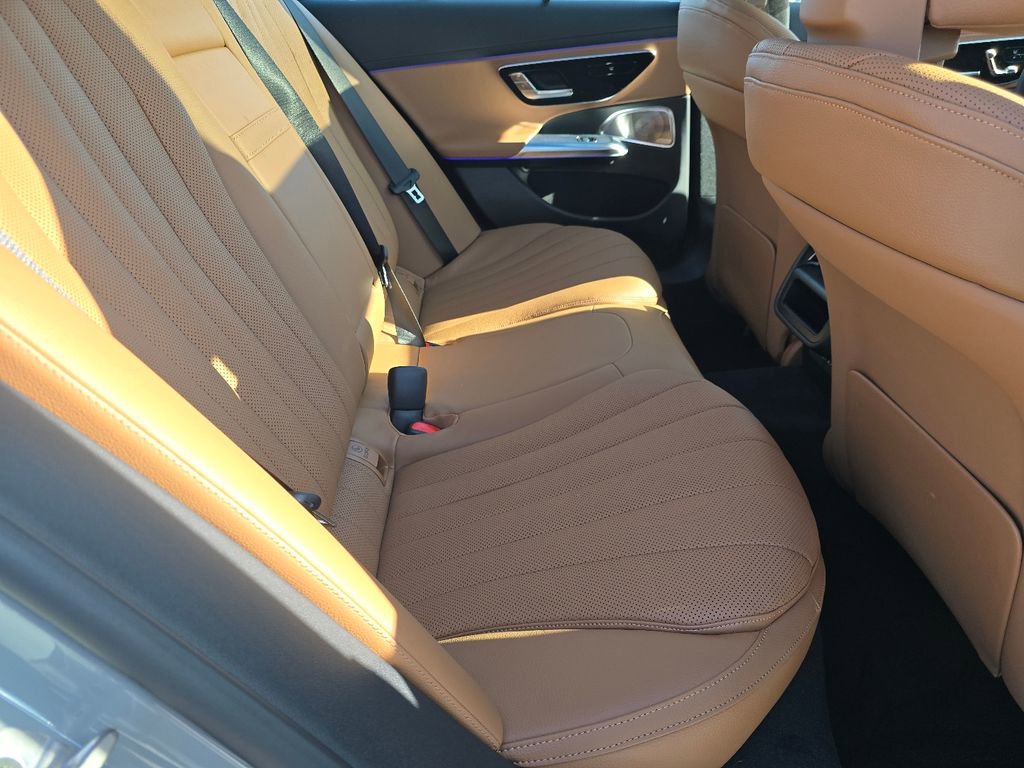 New 2026 Mercedes-Benz E 450 4MATIC Sedan image 21
