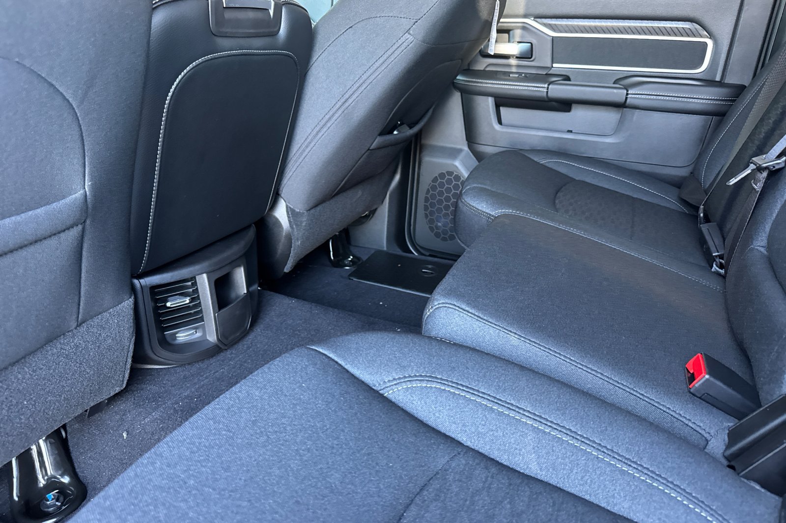 New 2026 RAM 3500 Big Horn AWD/4WD image 11