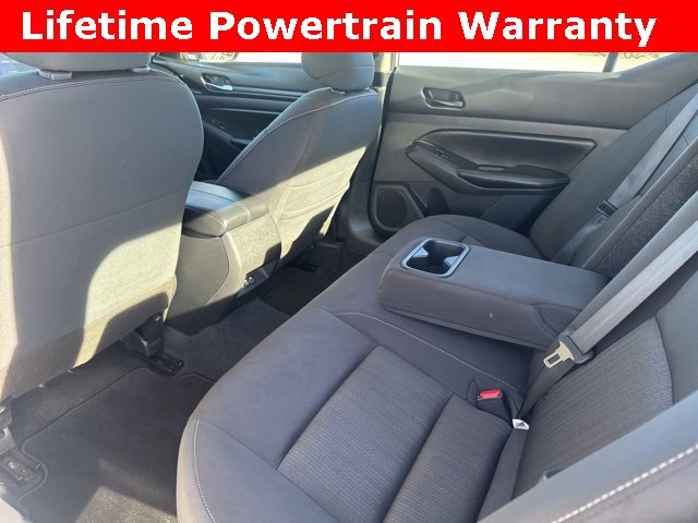 Used 2024 Nissan Altima 2.5 SV image 19