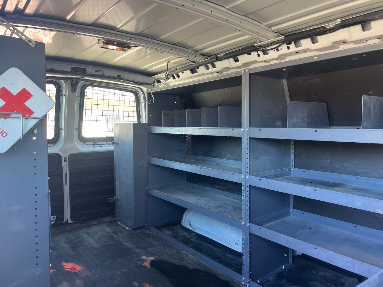 Used 2013 Chevrolet Express 2500 image 10