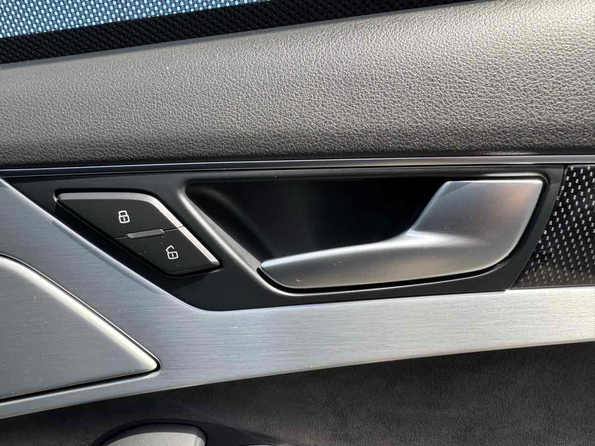 Used 2014 Audi S8 w/ Driver Assistance Package image 41