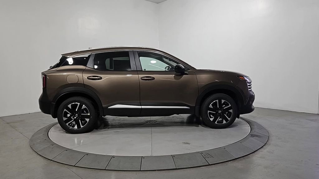 New 2026 Nissan Kicks SV w/ SV Premium Package image 6