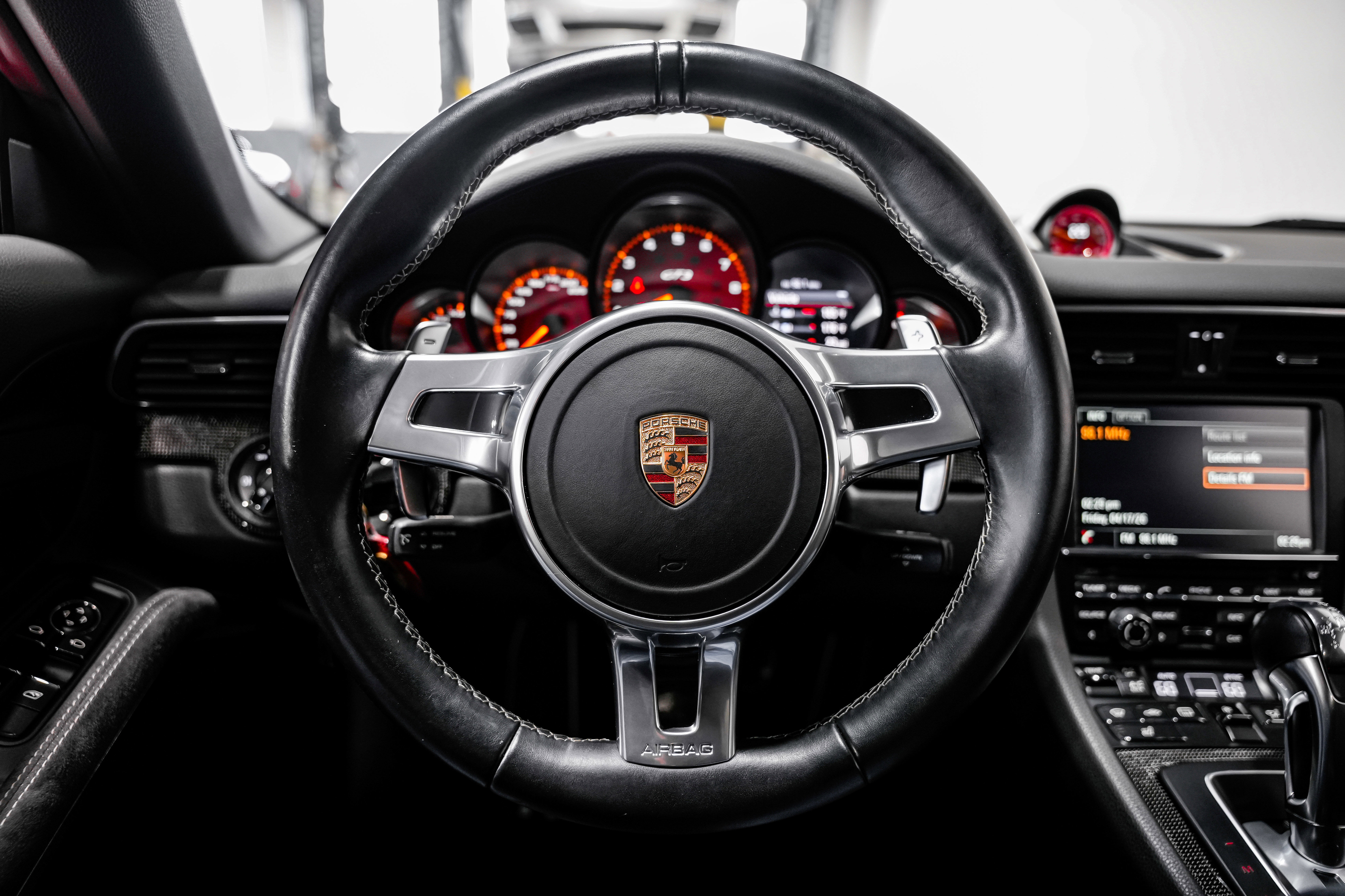 Used 2015 Porsche 911 GT3 image 10