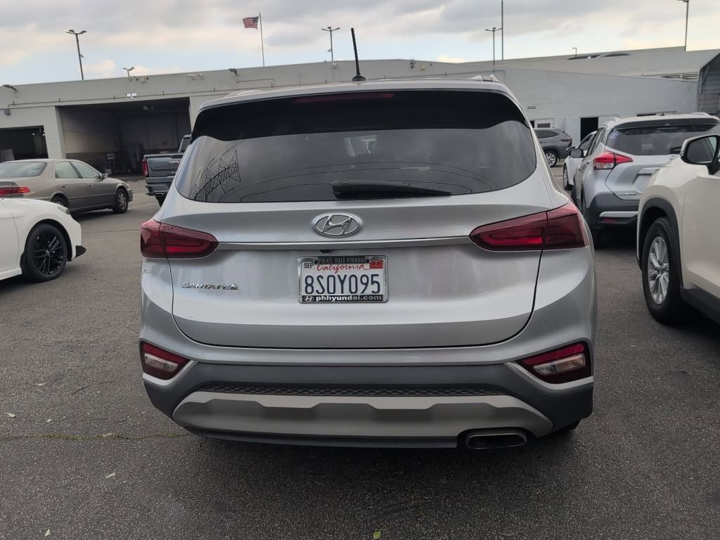 Used 2020 Hyundai Santa Fe SE image 5