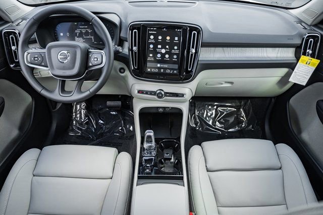 Used 2026 Volvo XC40 B5 Ultra w/ Protection Package Premier AWD/4WD image 20