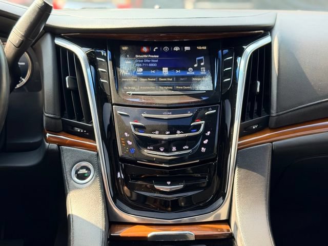 Used 2018 Cadillac Escalade ESV Premium Luxury AWD/4WD image 25