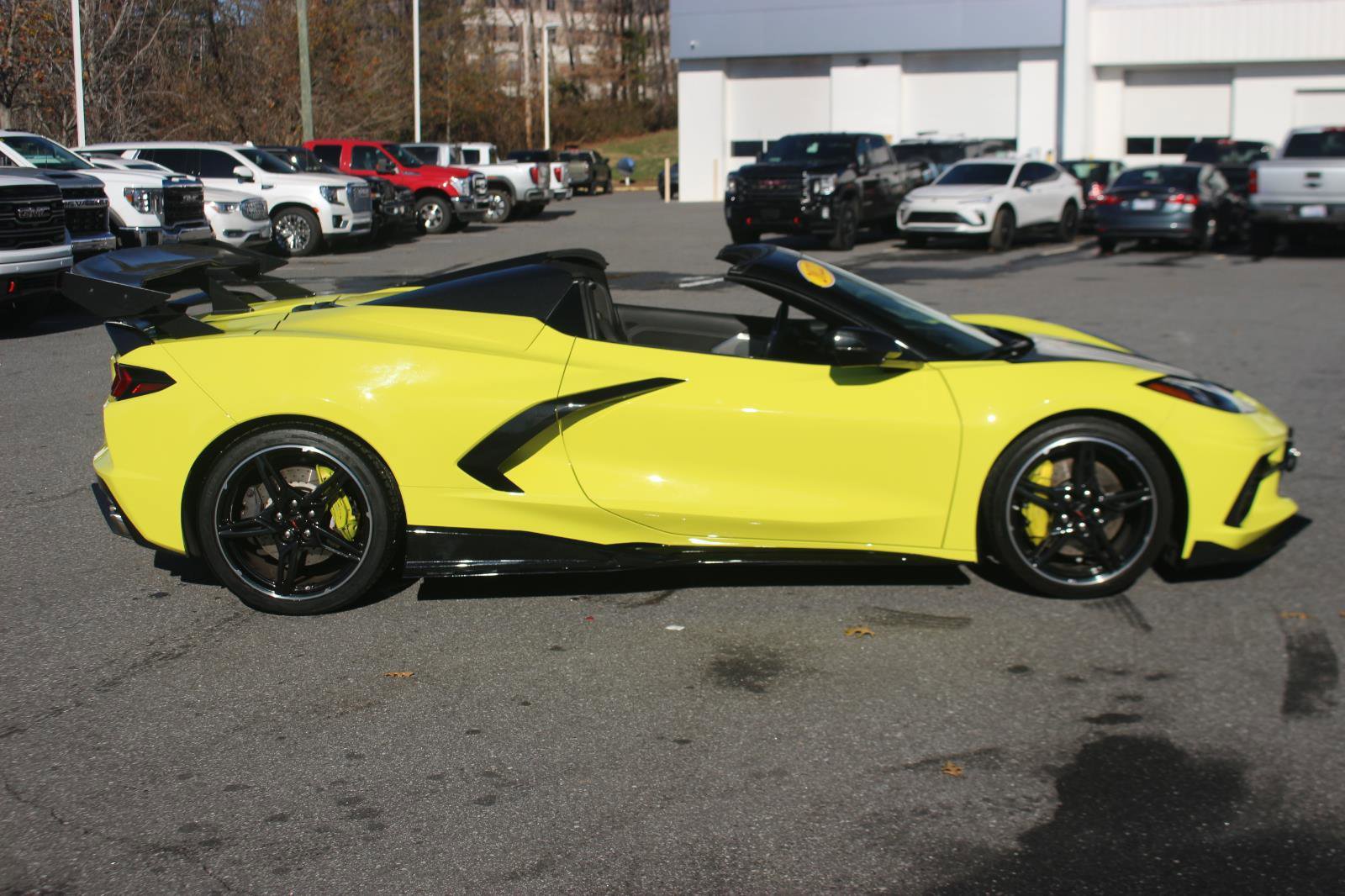 Used 2022 Chevrolet Corvette Stingray Preferred Conv w/ Z51 Performance Package image 8