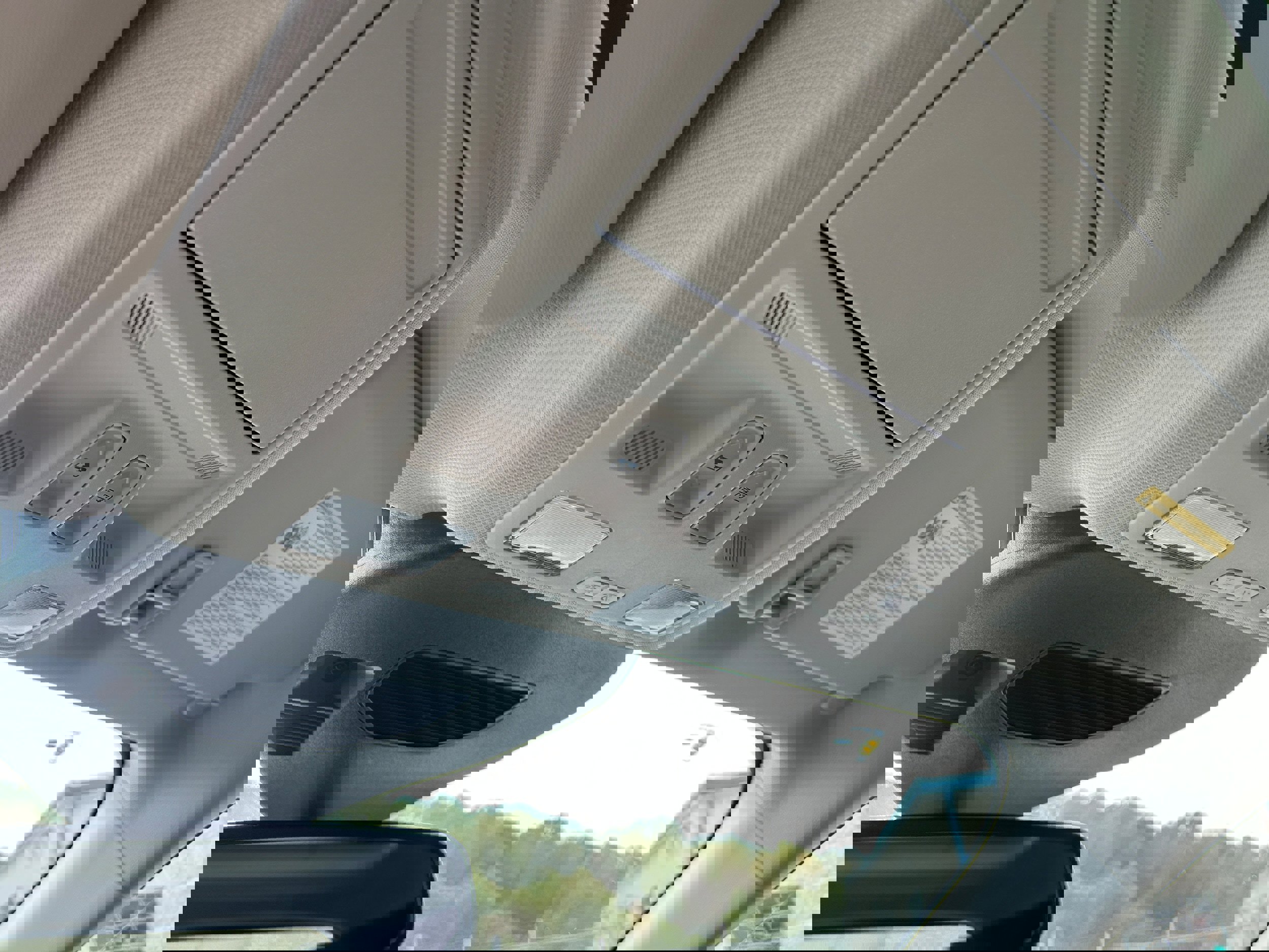 New 2025 Ford Escape SE w/ PHEV Premium Package FWD image 56