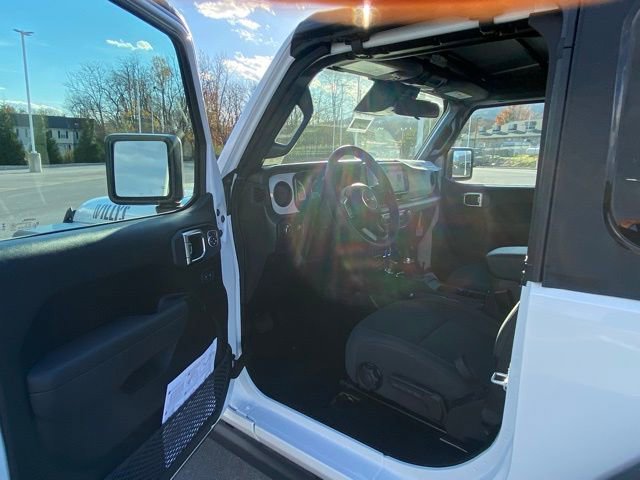New 2026 Jeep Wrangler Sport AWD/4WD image 15