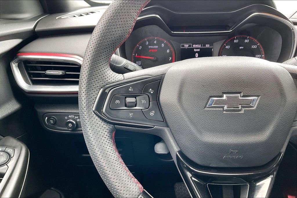 Used 2023 Chevrolet TrailBlazer RS w/ Convenience Package FWD image 10