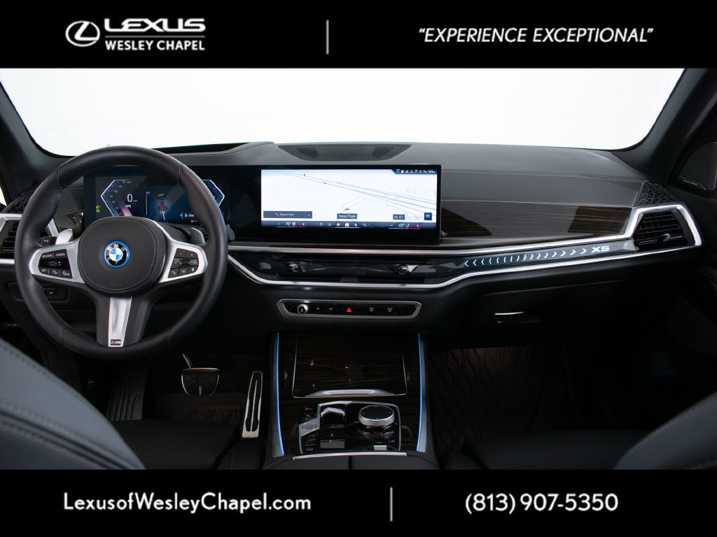 Used 2026 BMW X5 xDrive50e w/ M Sport Package AWD/4WD image 17