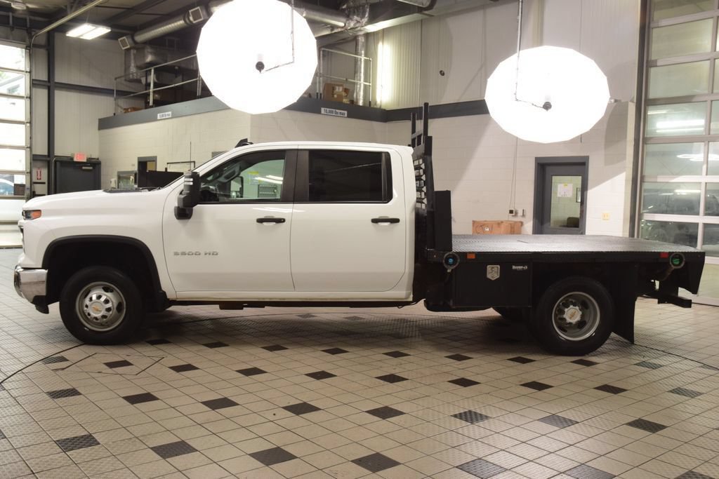 Used 2024 Chevrolet Silverado 3500 W/T w/ WT Convenience Package AWD/4WD image 3