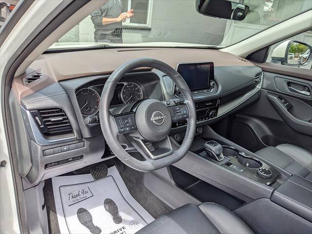 Used 2023 Nissan Rogue SV w/ SV Premium Package AWD/4WD image 10