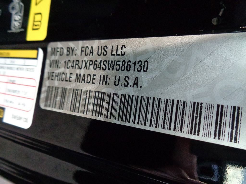 Certified 2025 Jeep Wrangler Unlimited Sahara w/ Safety Group image 20