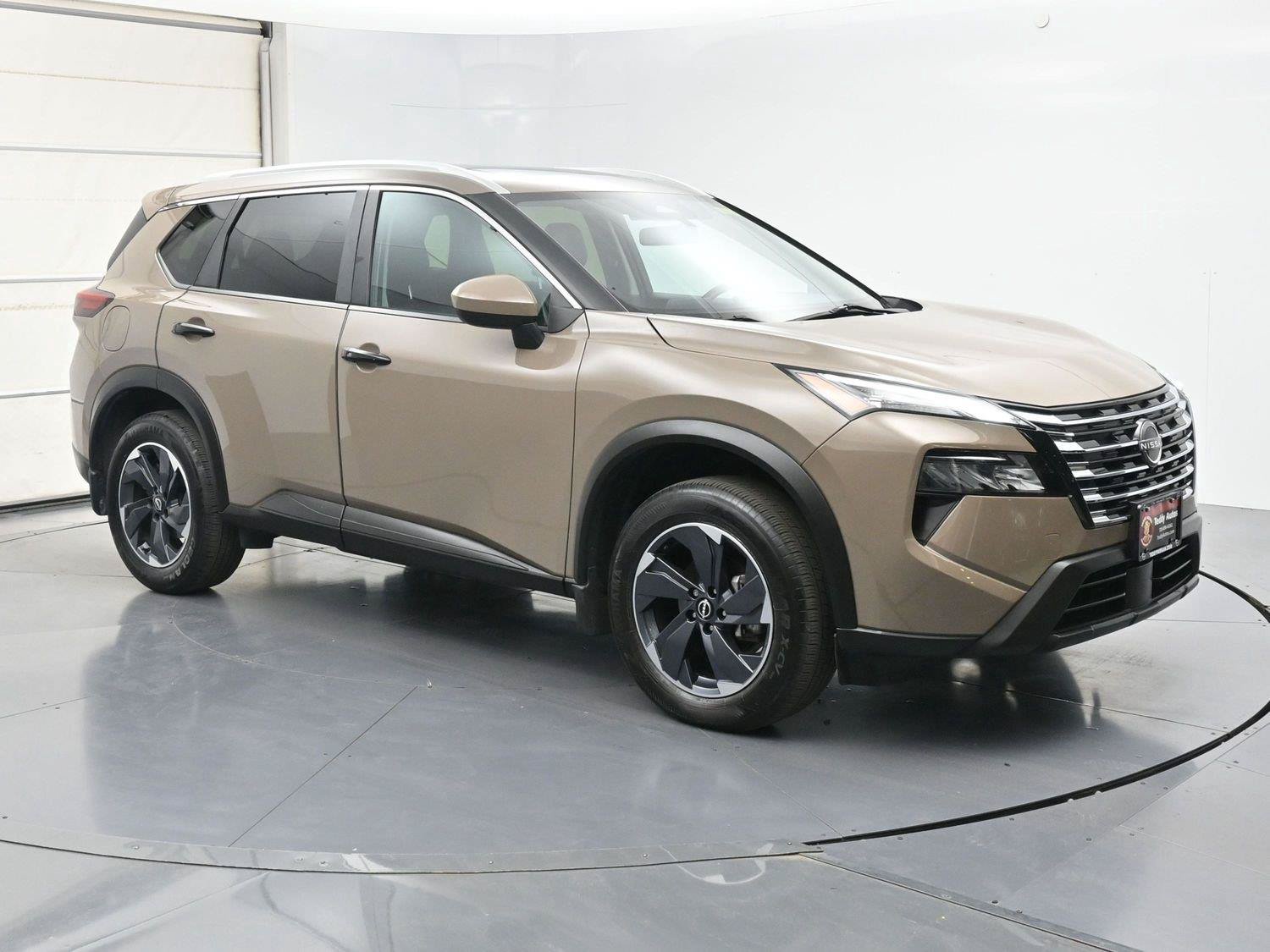 Used 2024 Nissan Rogue SV w/ SV Premium Package AWD/4WD image 26