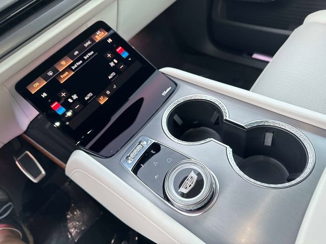 New 2026 Cadillac Vistiq Sport AWD/4WD image 27