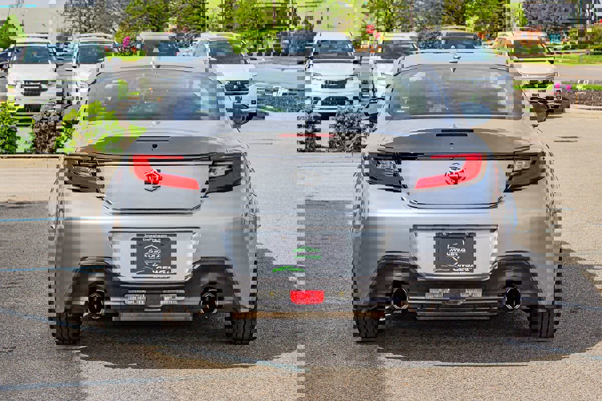 Used 2022 Toyota GR86 w/ ALL Weather Mat Package (TMS) image 8